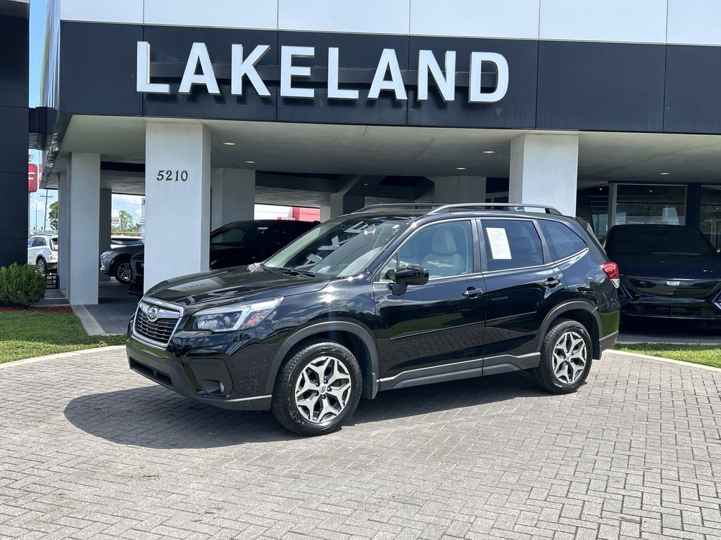 2021 Subaru Forester Premium photo 2