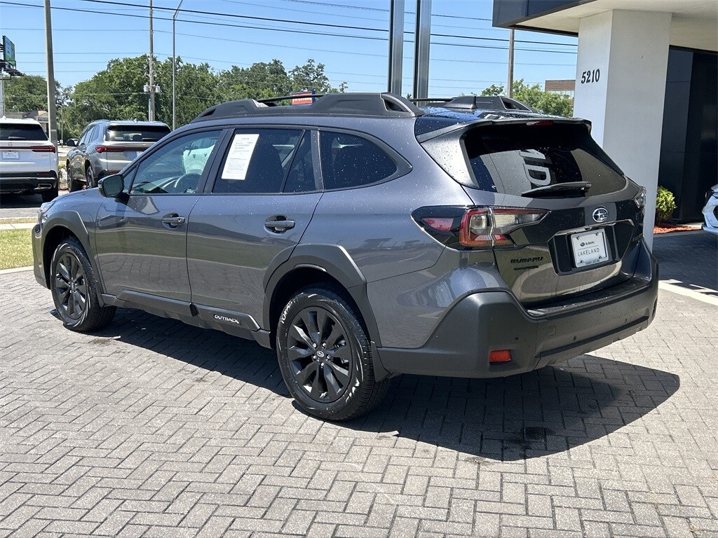 2025 Subaru Outback Onyx Edition XT photo 4