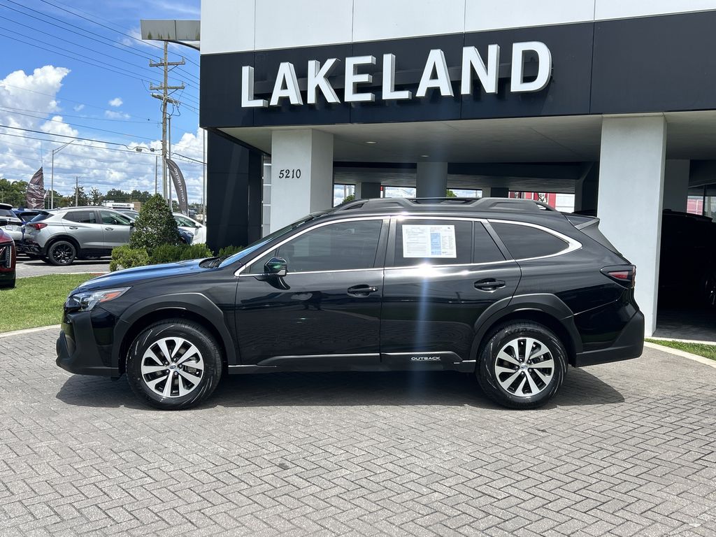 2024 Subaru Outback Premium photo 3