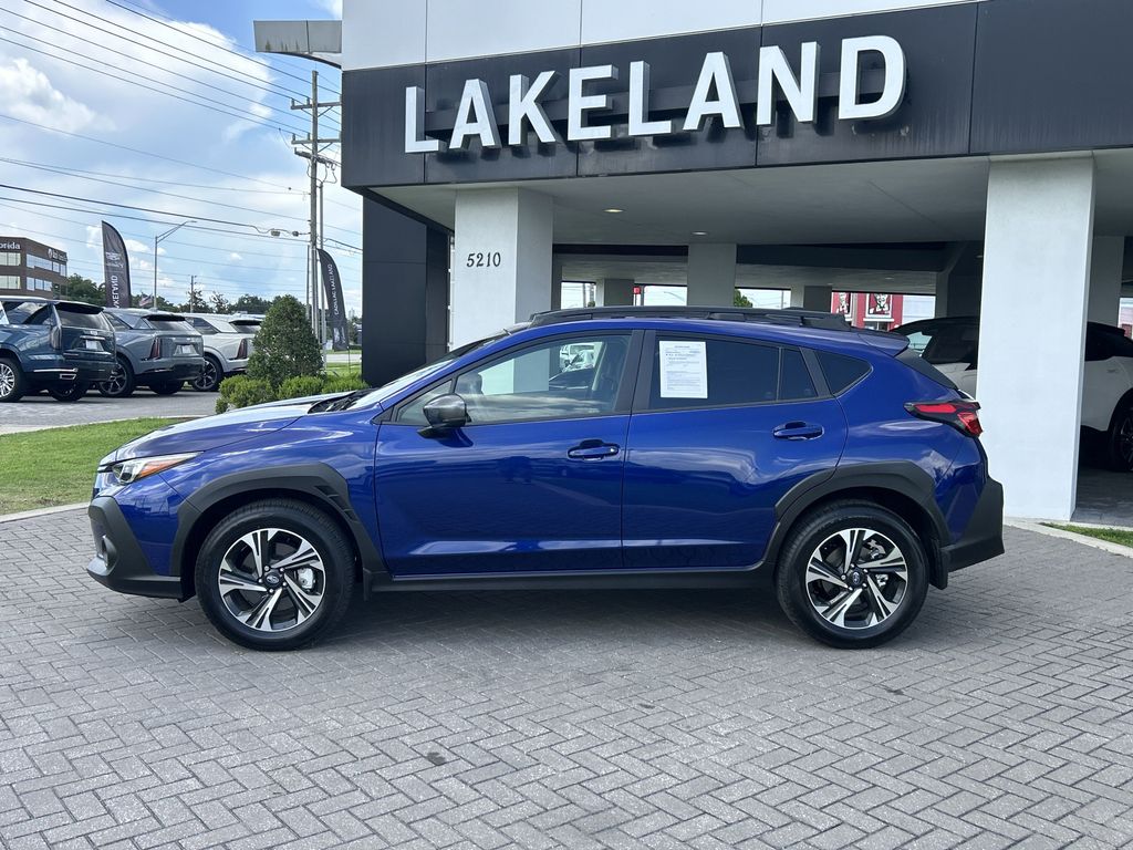 2025 Subaru Crosstrek Premium photo 3