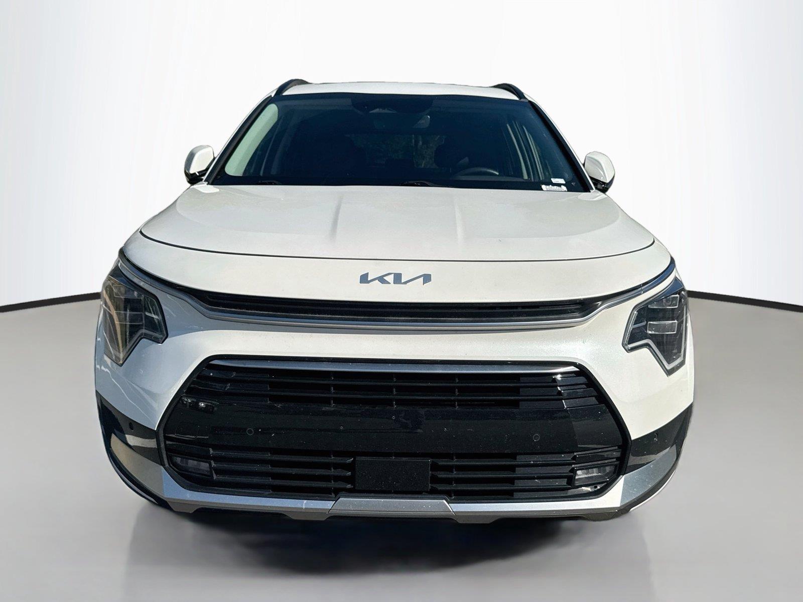 2023 Kia Niro SX Touring