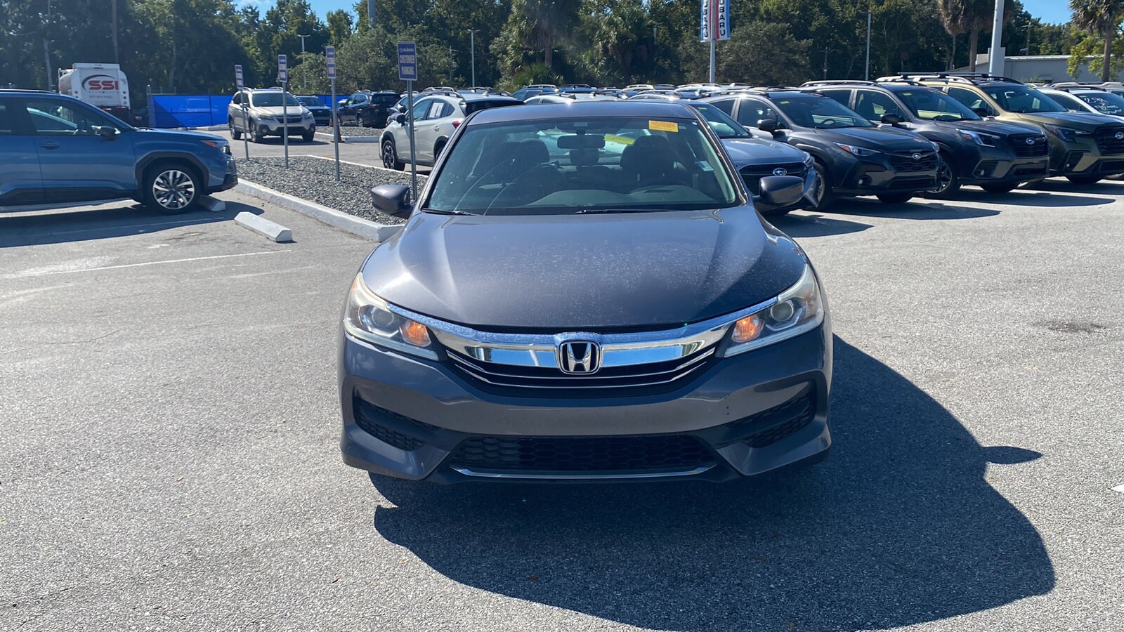 2016 Honda Accord LX photo 2