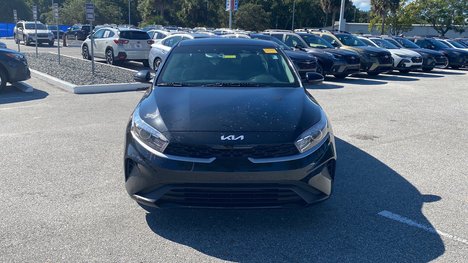 2023 Kia Forte LXS photo 2