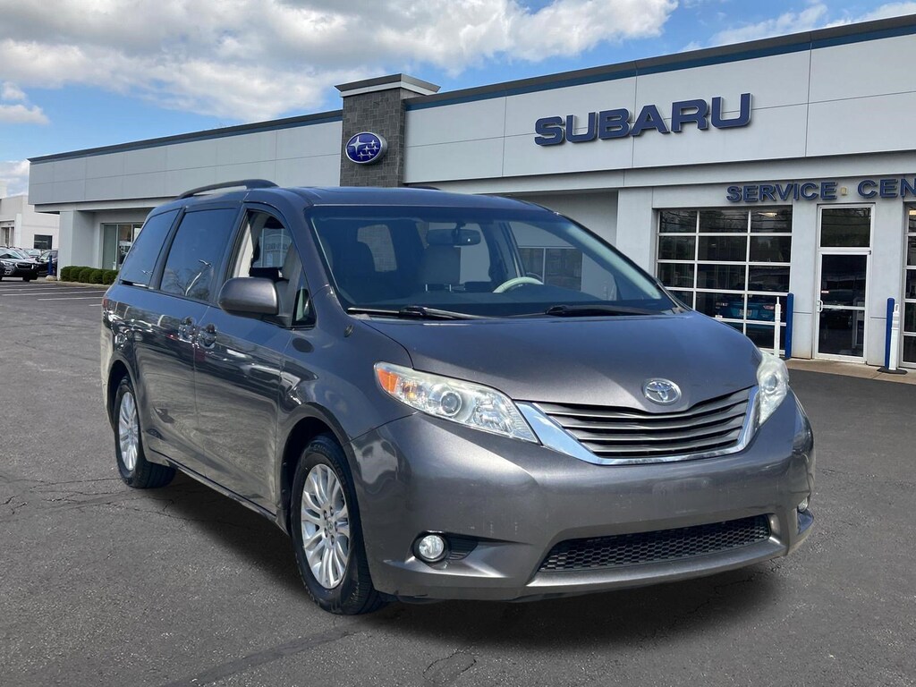 Used 2014 Toyota Sienna XLE Van