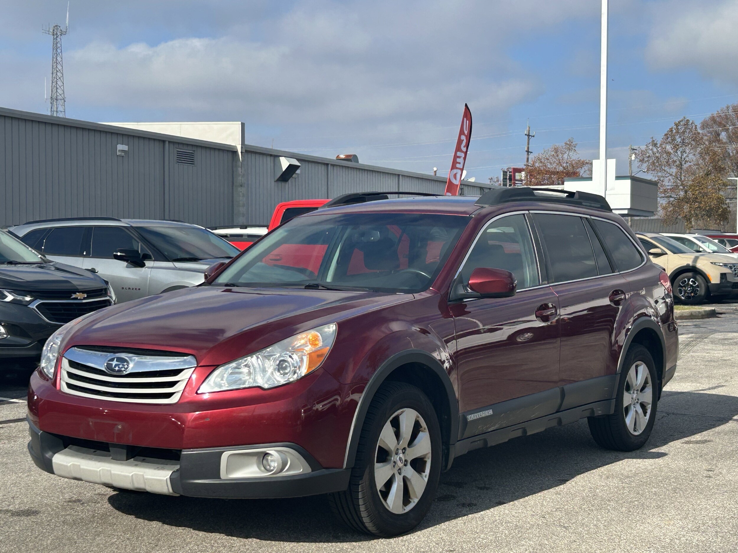 2012 Subaru Outback 2.5i Limited photo 2