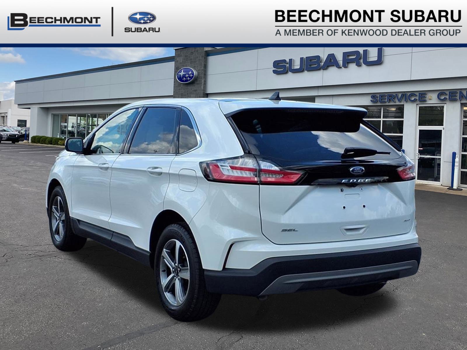 2023 Ford Edge SEL photo 4