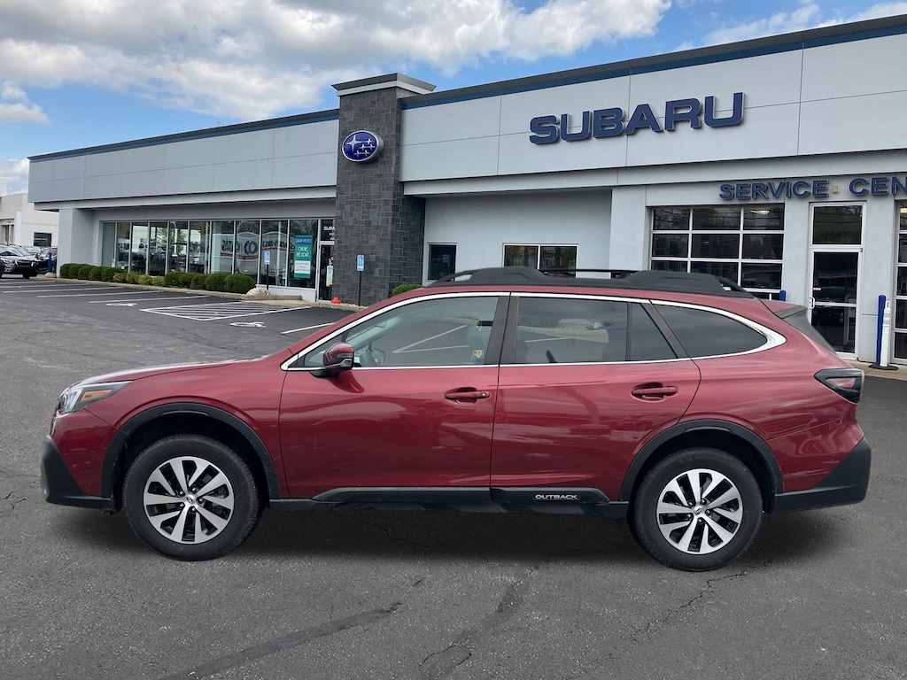 Used 2021 Subaru Outback Premium SUV