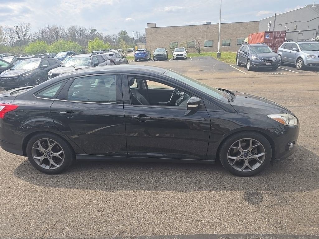 Used 2014 Ford Focus SE Sedan