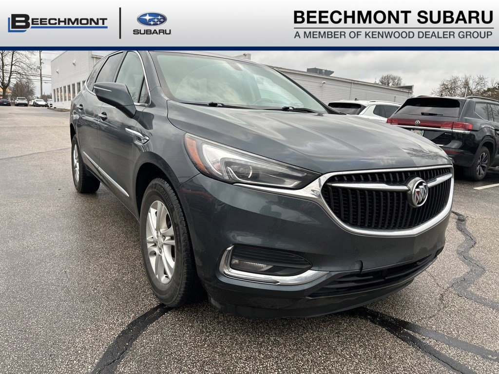 2018 Buick Enclave Essence's photo