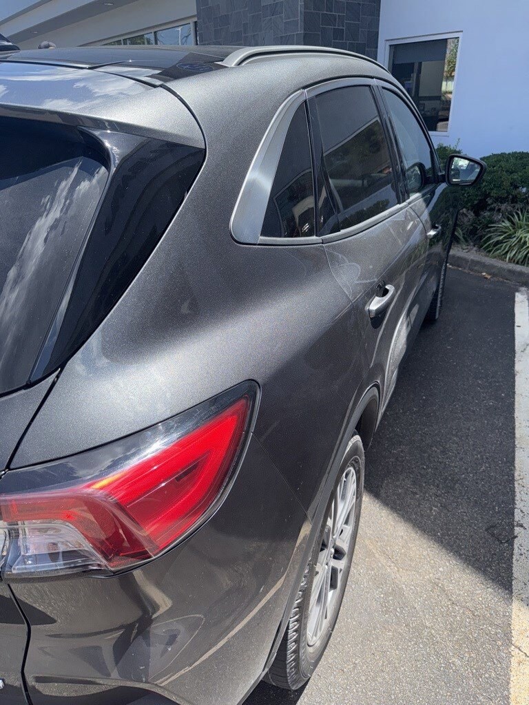 2020 Ford Escape SEL photo 2