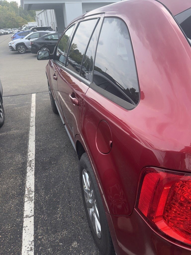 2013 Ford Edge SEL photo 3
