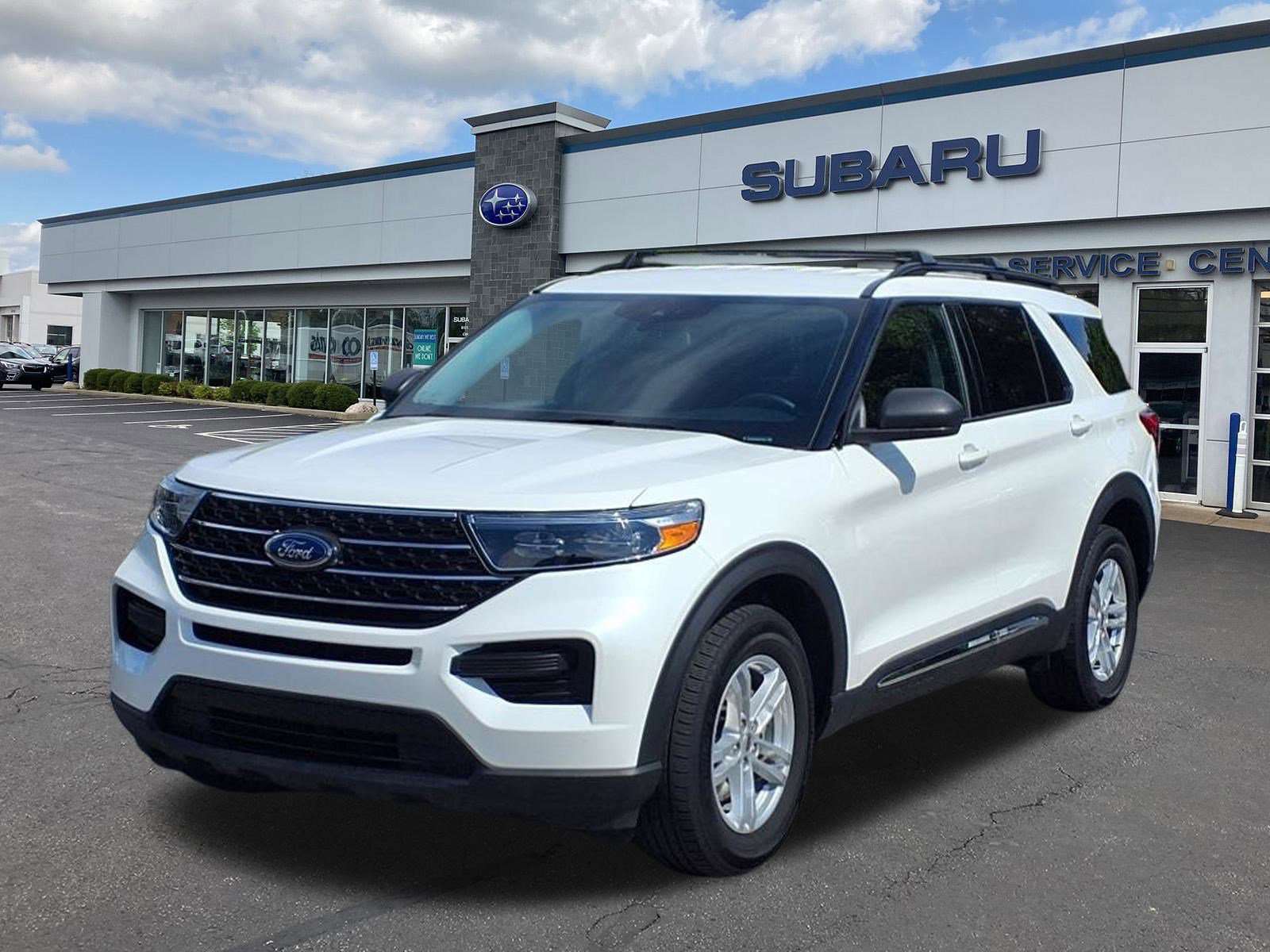 2022 Ford Explorer XLT photo 2