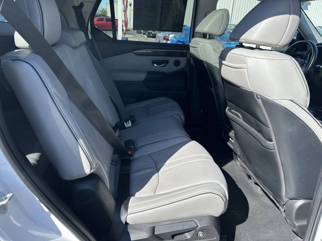 2023 Honda Pilot Elite - Photo 29