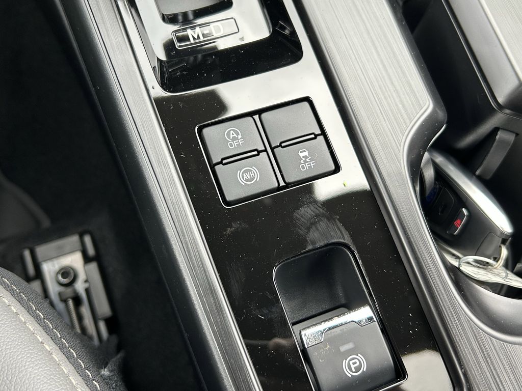 2026 Subaru Outback Limited - Photo 16