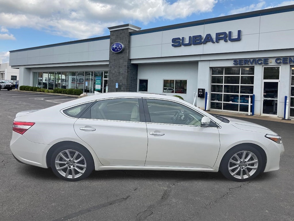 Used 2013 Toyota Avalon Limited Sedan