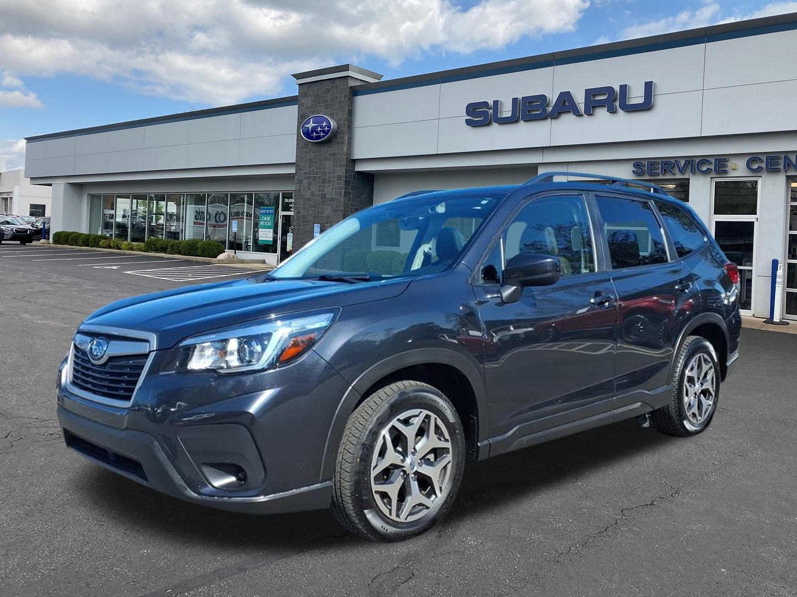 2019 Subaru Forester Premium photo 3