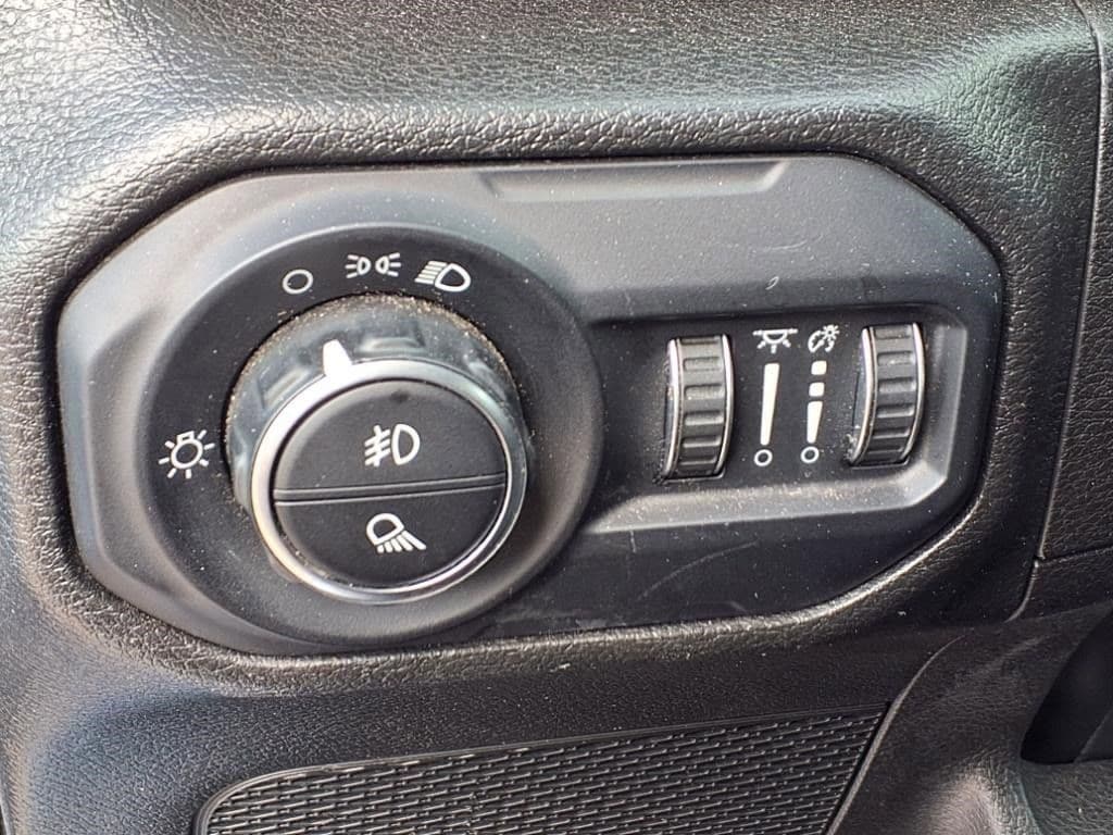 2022 Jeep Gladiator Sport - Photo 12
