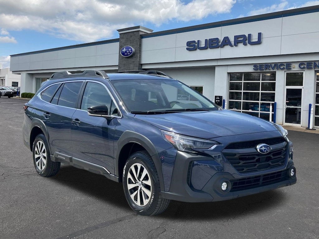 Used 2025 Subaru Outback Premium SUV