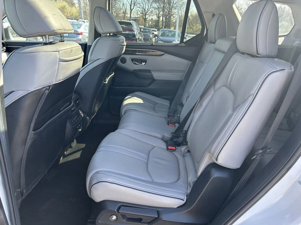 2023 Honda Pilot Elite - Photo 27