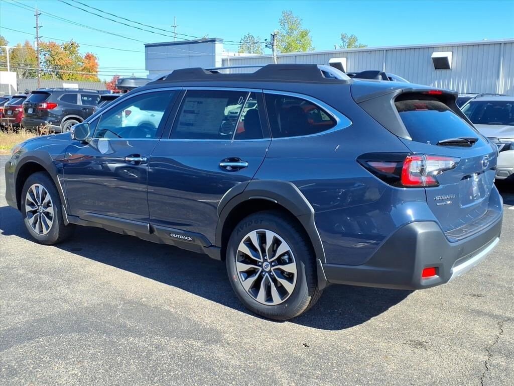 New 2025 Subaru Outback Touring XT SUV