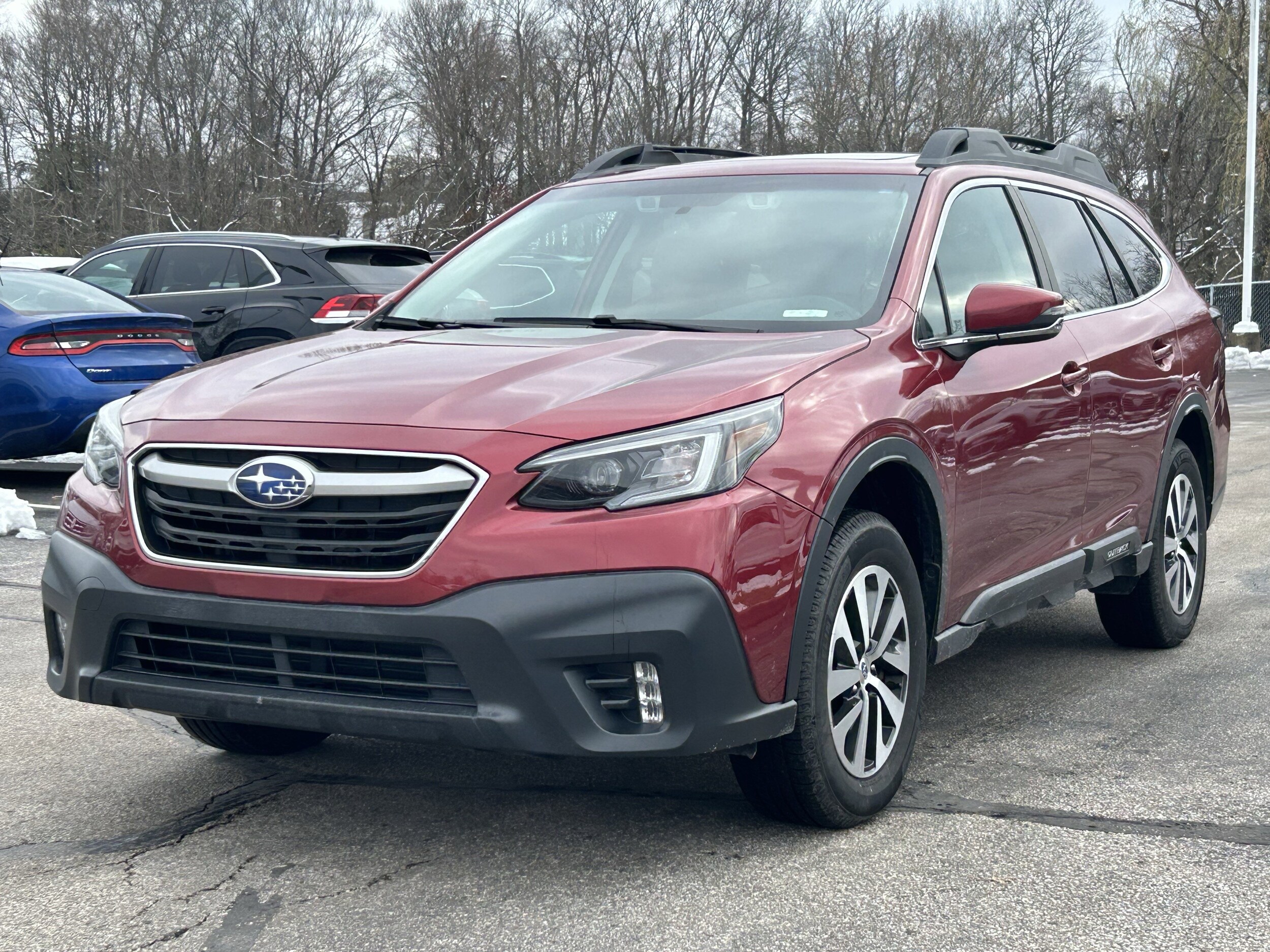 2021 Subaru Outback Premium photo 2