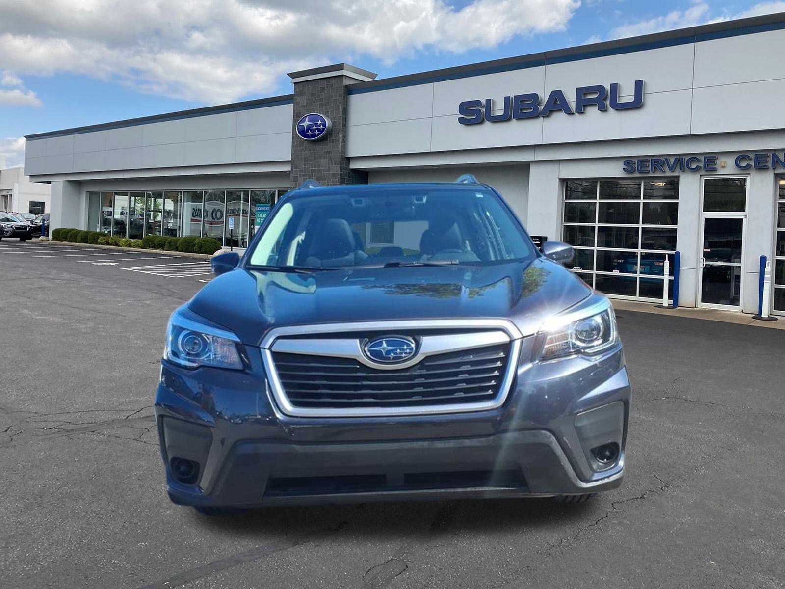 2019 Subaru Forester Premium photo 2