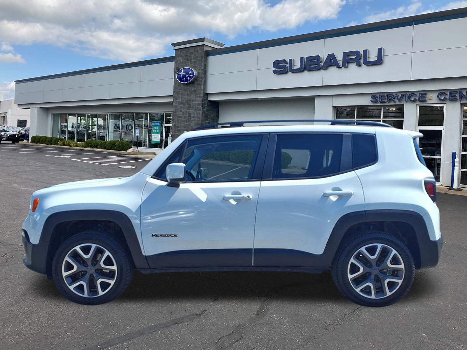 2018 Jeep Renegade Latitude North Edition photo 3