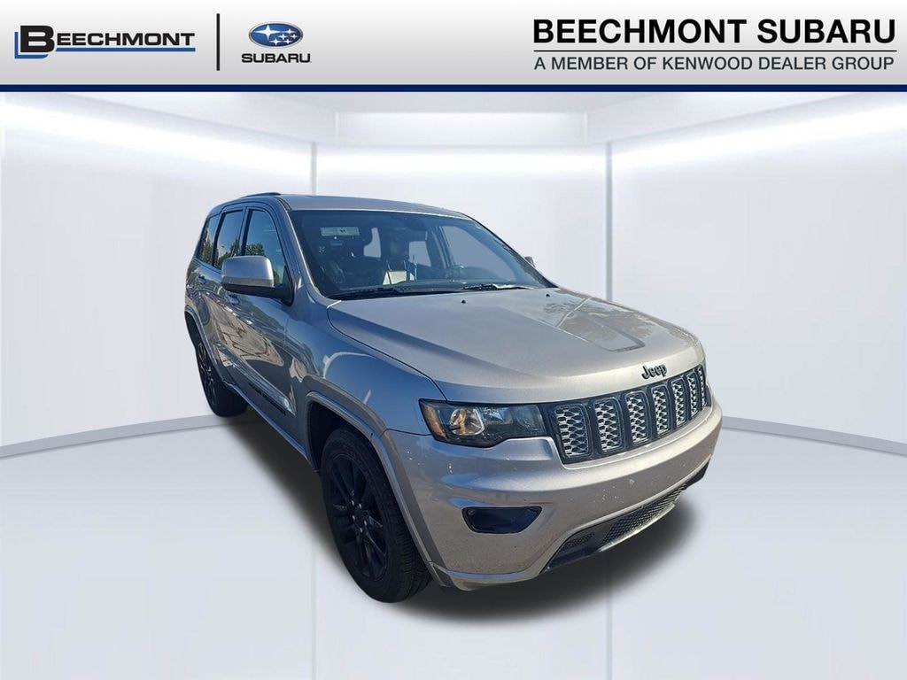 Used 2018 Jeep Grand Cherokee Altitude SUV