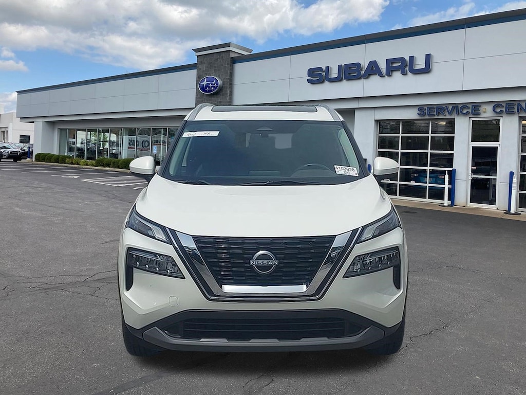 Used 2023 Nissan Rogue SV SUV