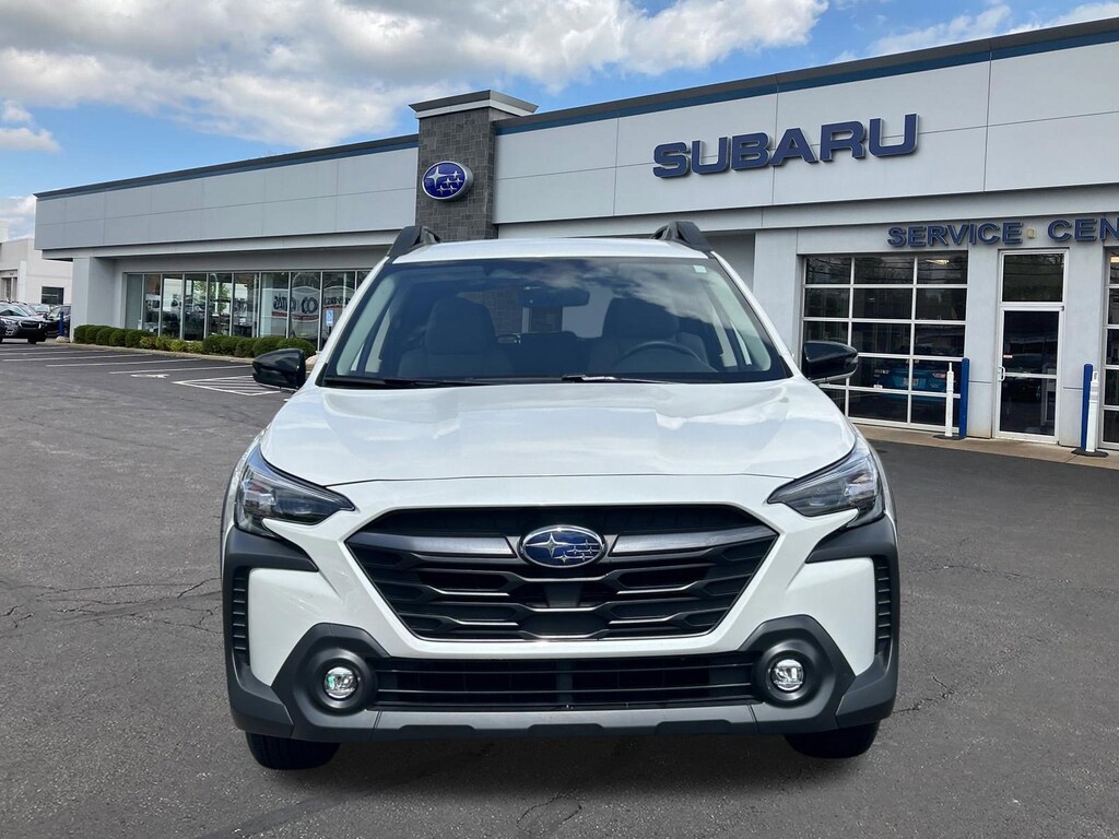 Used 2025 Subaru Outback Premium SUV