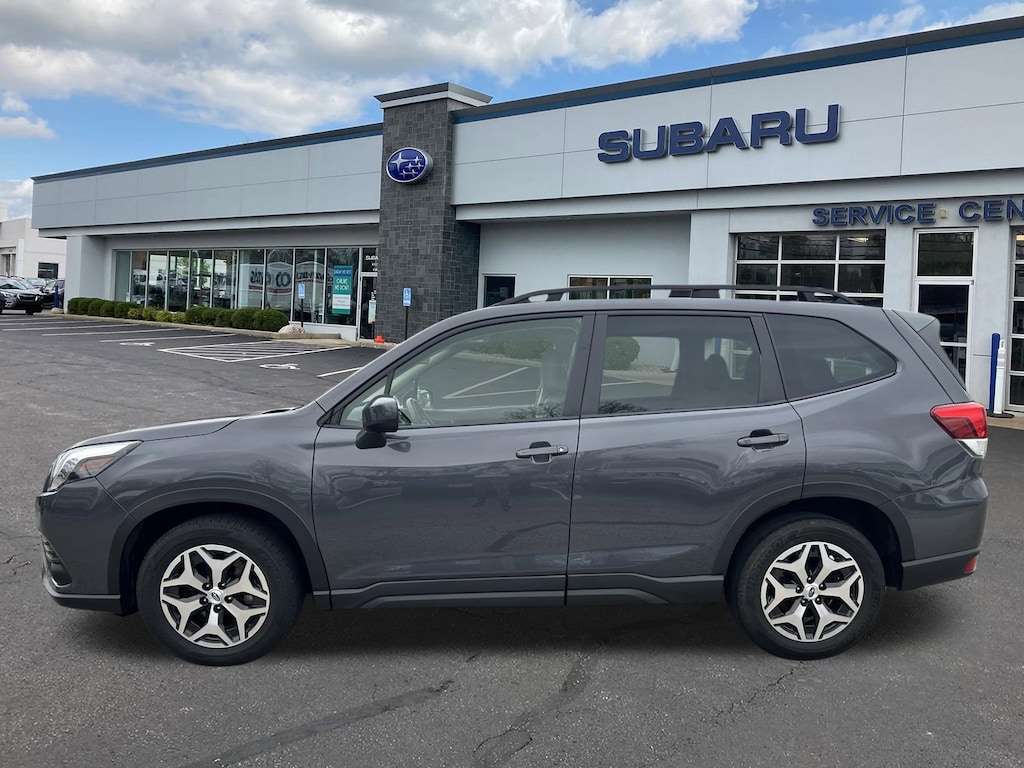 Used 2023 Subaru Forester Premium SUV