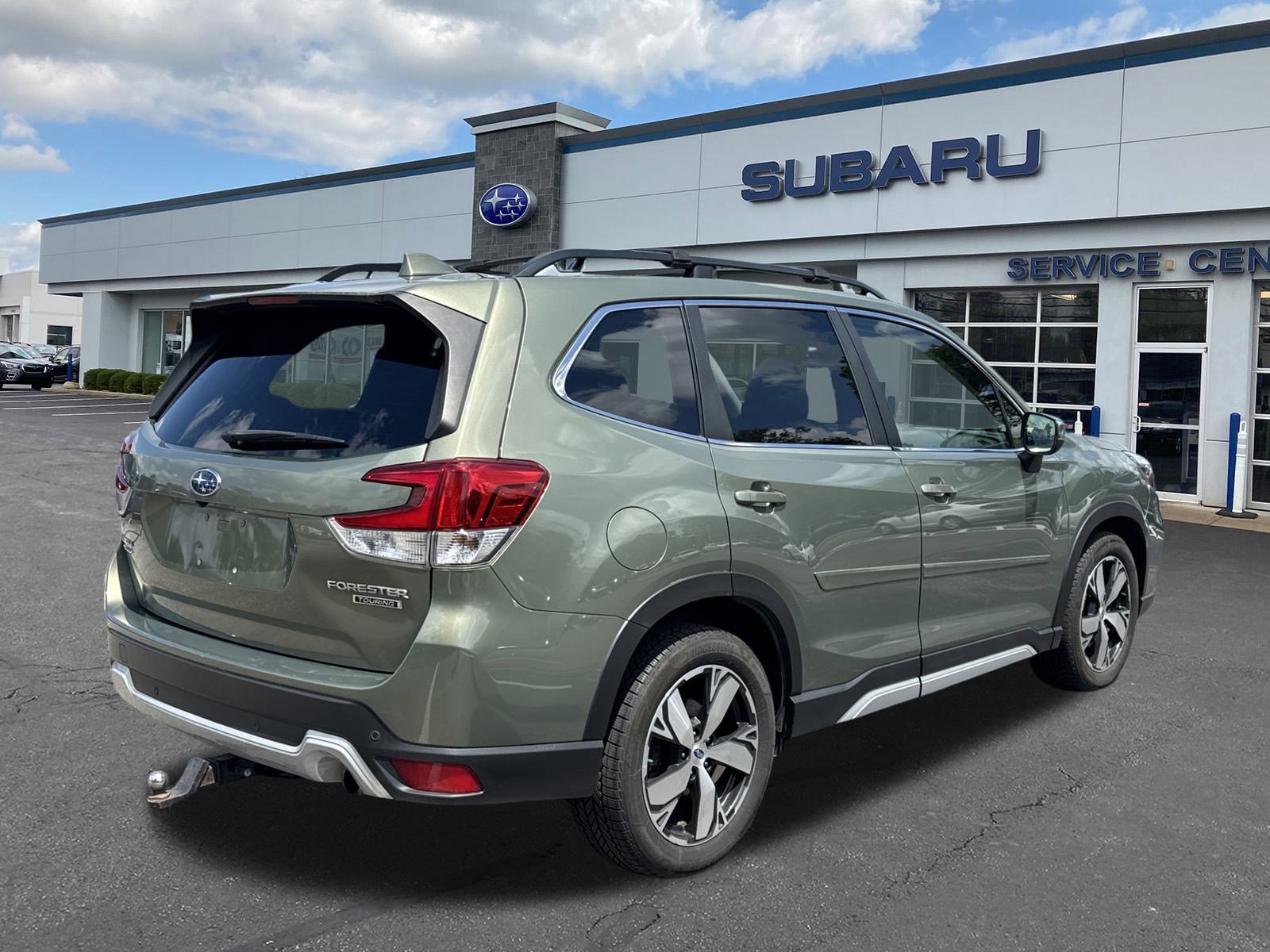 2020 Subaru Forester Touring photo 3