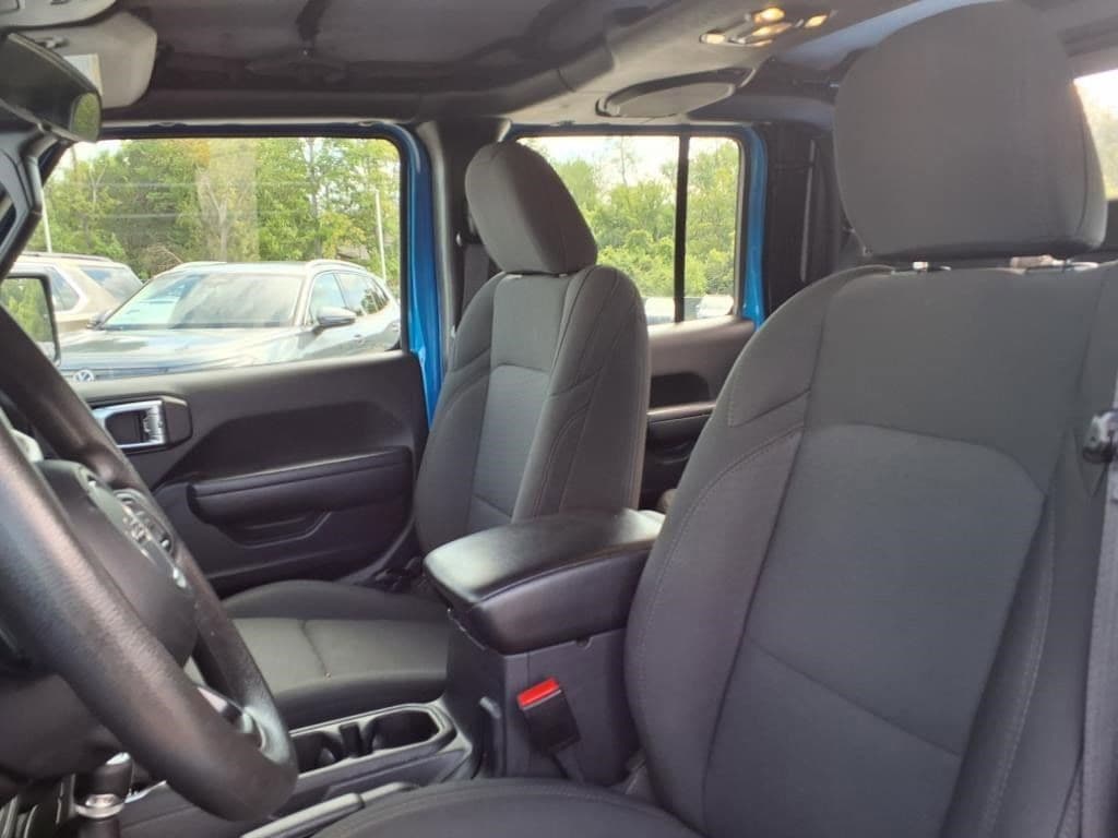 2022 Jeep Gladiator Sport - Photo 11
