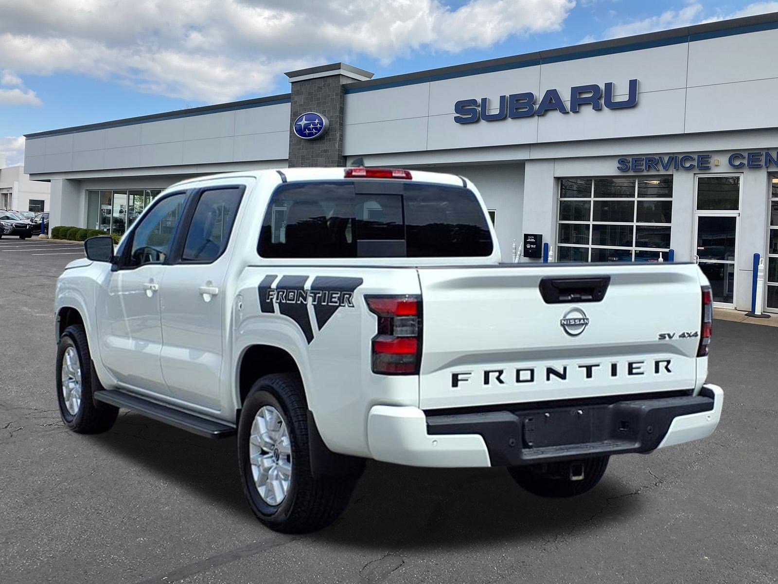 2023 Nissan Frontier SV photo 4