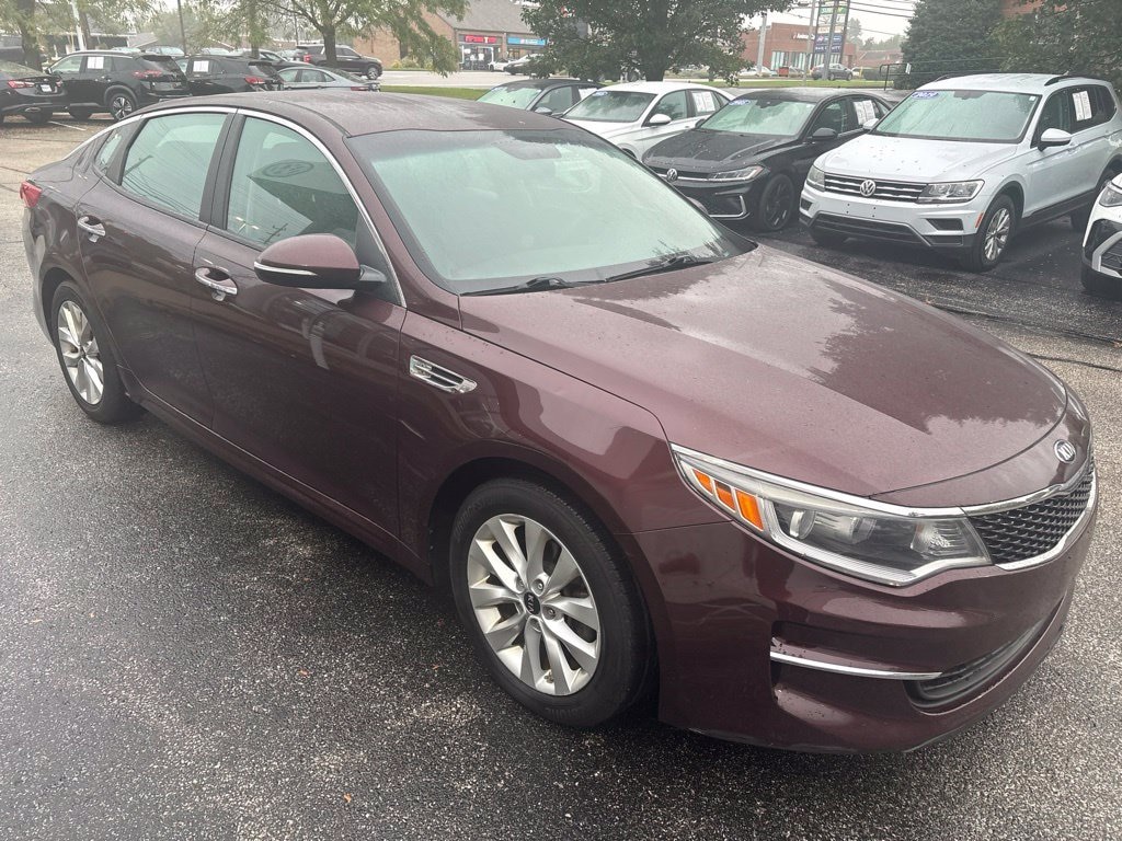 Used 2017 Kia Optima LX Sedan