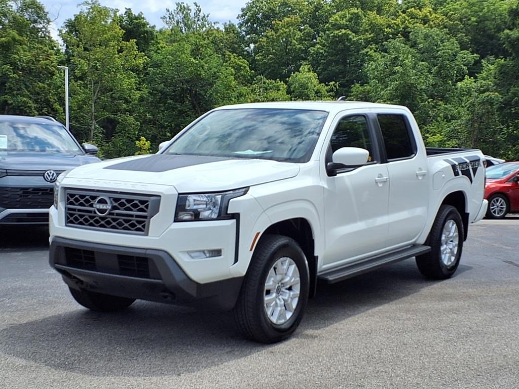 2023 Nissan Frontier SV photo 2