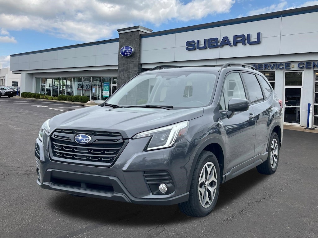 Used 2023 Subaru Forester Premium SUV