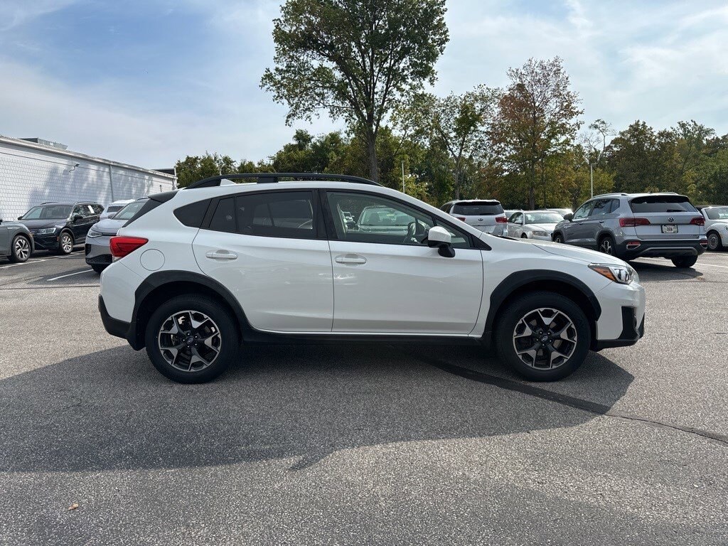2019 Subaru Crosstrek 2.0i Premium photo 2