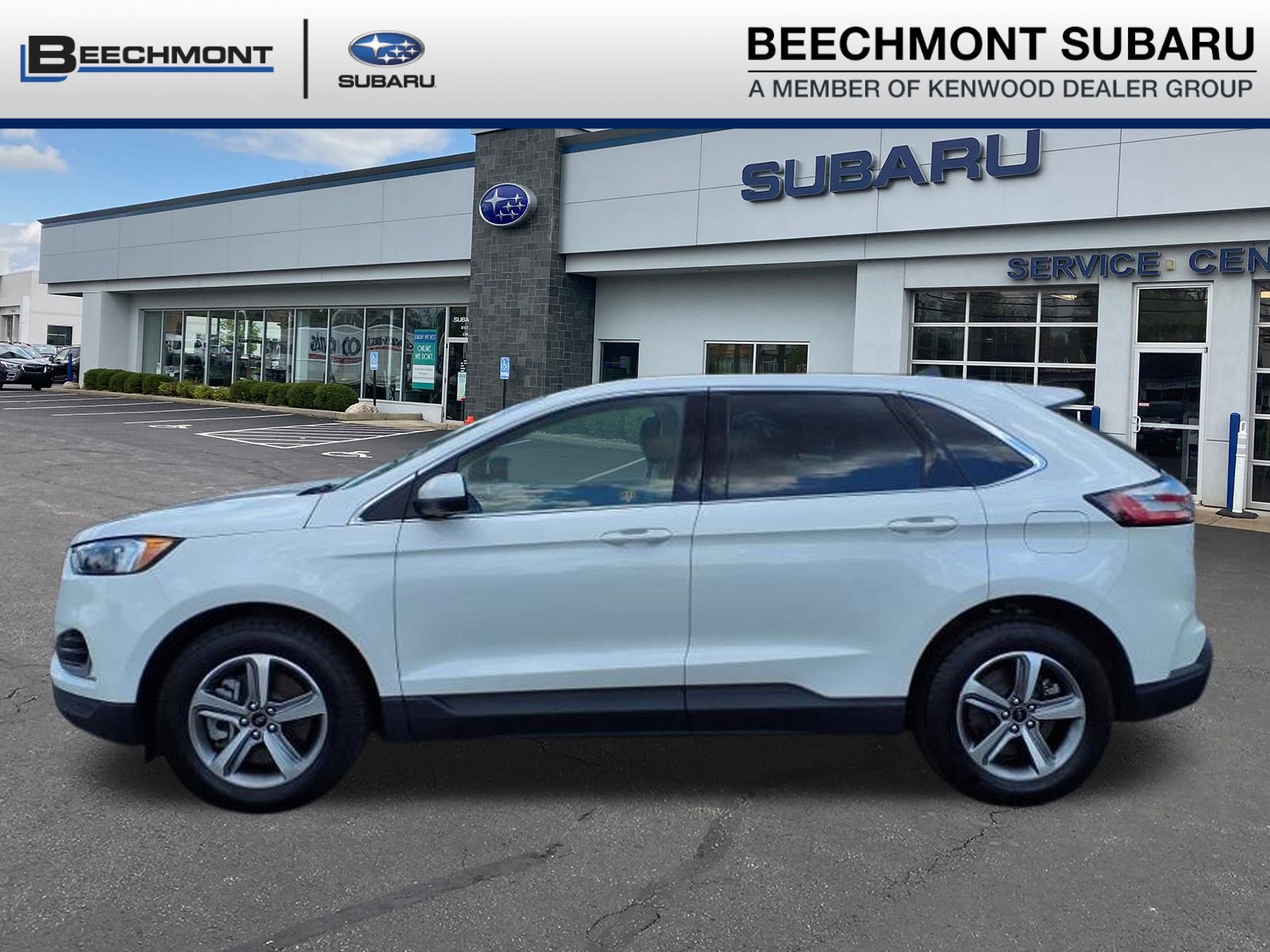 2023 Ford Edge SEL photo 3