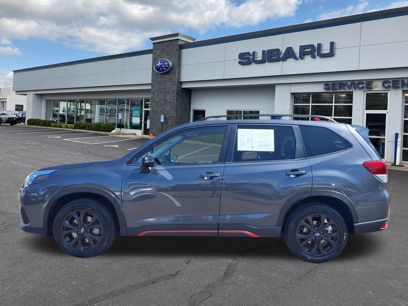 2024 Subaru Forester Sport photo 2