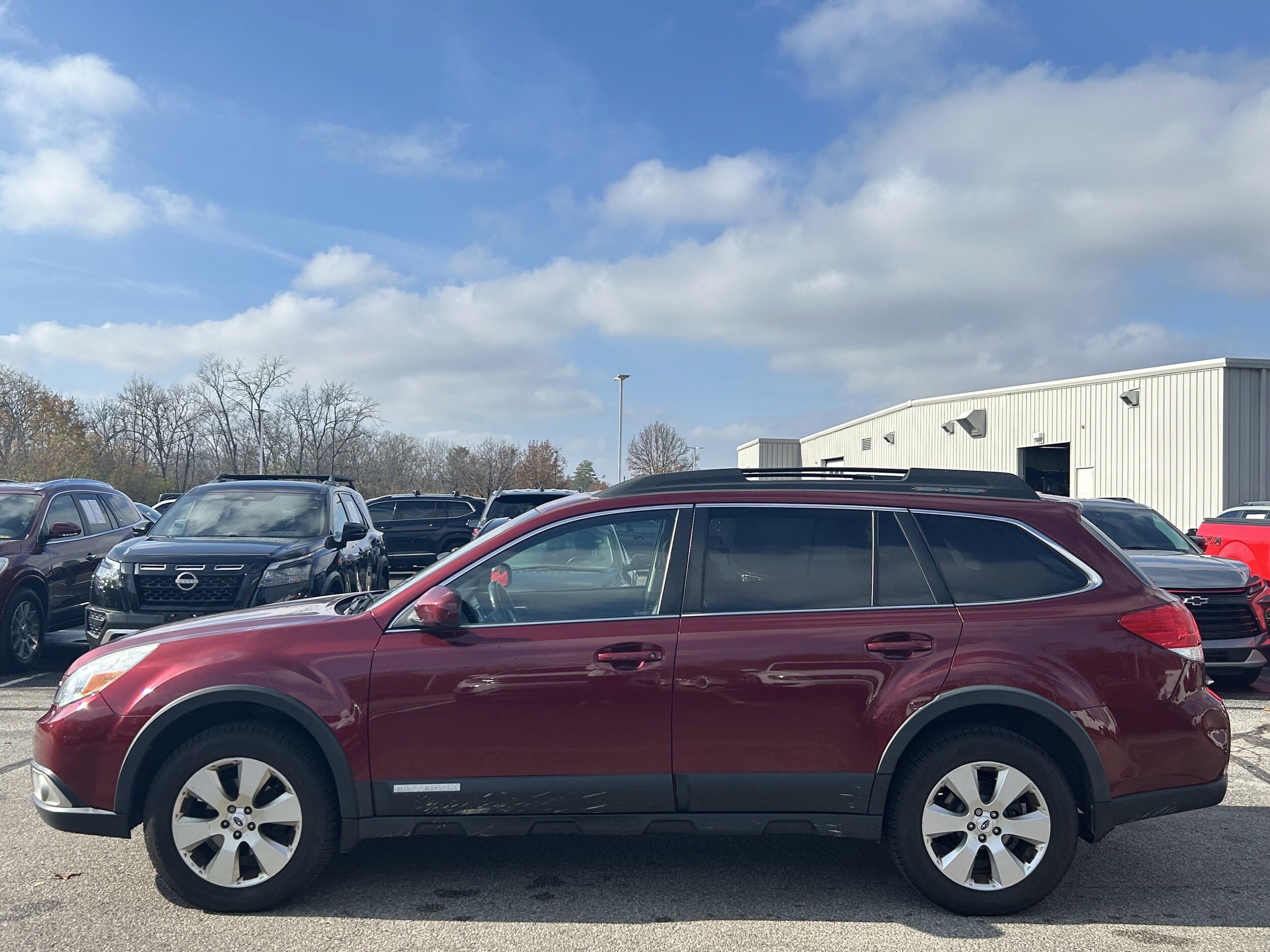 2012 Subaru Outback 2.5i Limited photo 3