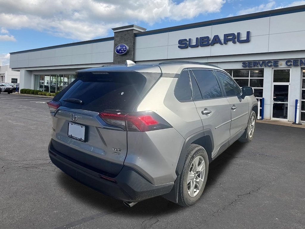 Used 2021 Toyota RAV4 XLE SUV