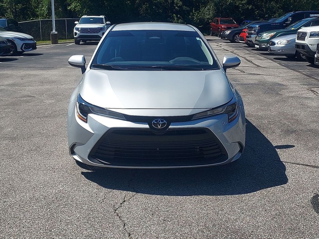 Used 2025 Toyota Corolla LE Sedan