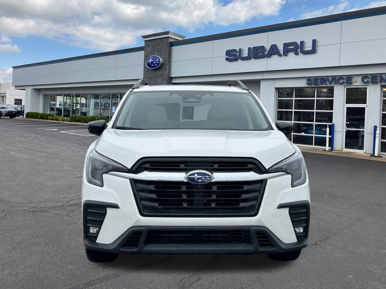 2024 Subaru Ascent Limited photo 2
