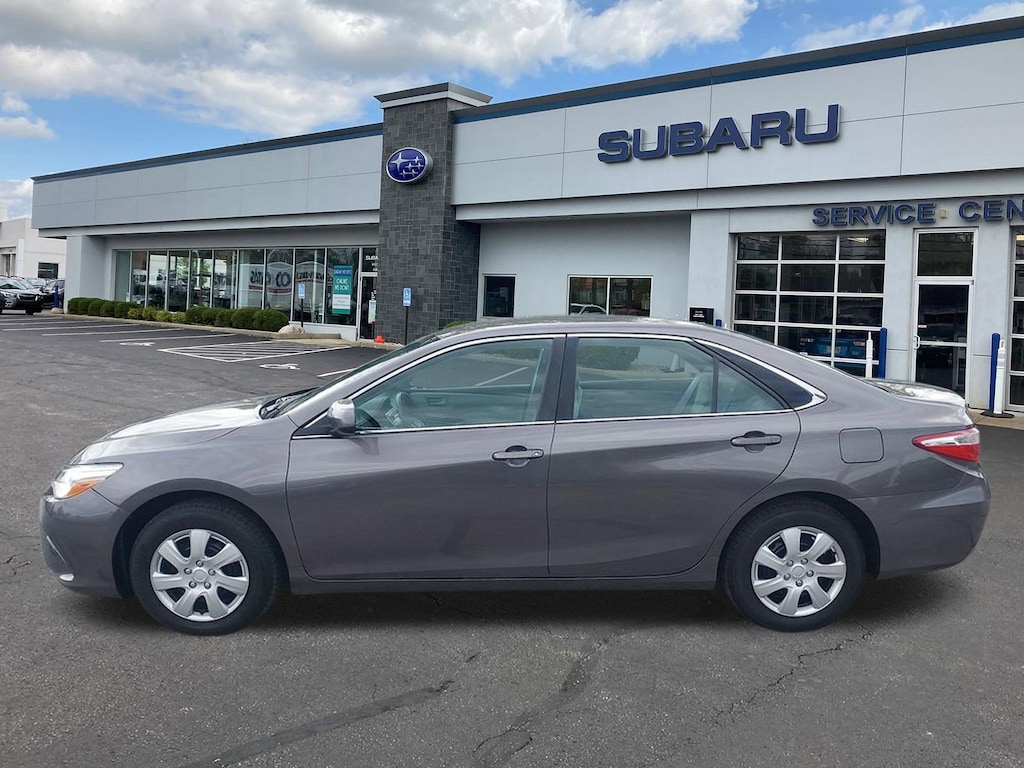 Used 2017 Toyota Camry LE Sedan