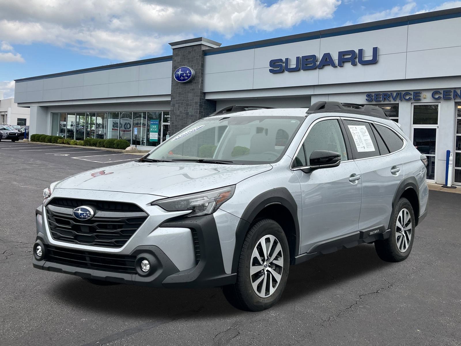 2025 Subaru Outback Premium photo 2
