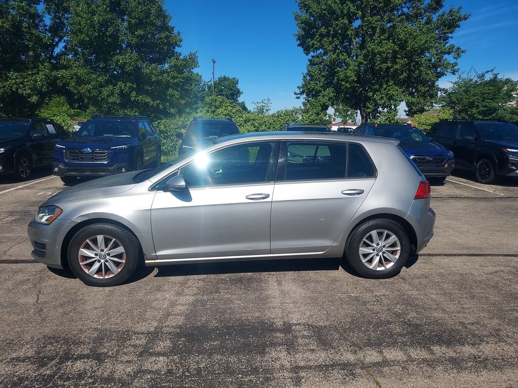 Used 2015 Volkswagen Golf TSI S 4-Door Hatchback