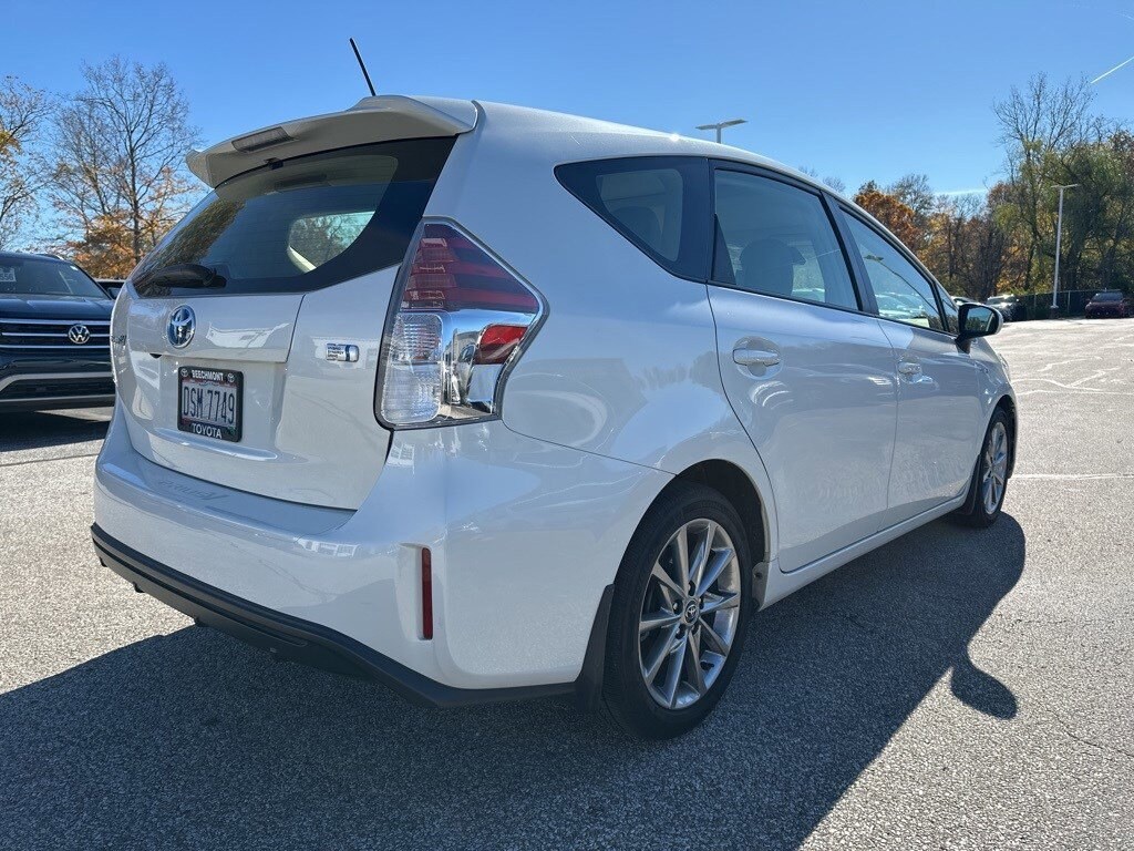 Used 2017 Toyota Prius v 5-Door Five Wagon