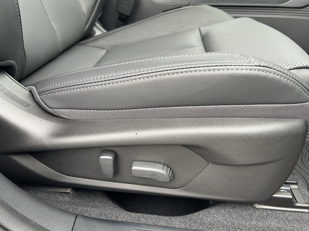 2026 Subaru Outback Touring XT - Photo 30