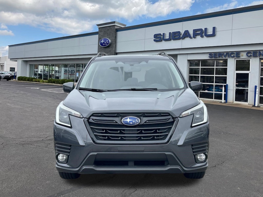 Used 2023 Subaru Forester Premium SUV